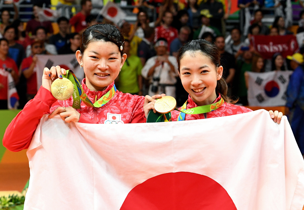 Ayaka Takahashi & Misaki Matsutomo